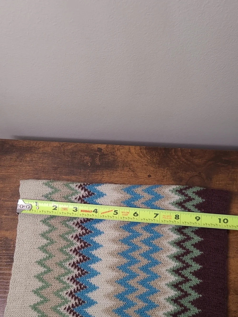 JC Penney Colorful Zigzag Knit Scarf with Fringe & Matching Beanie
